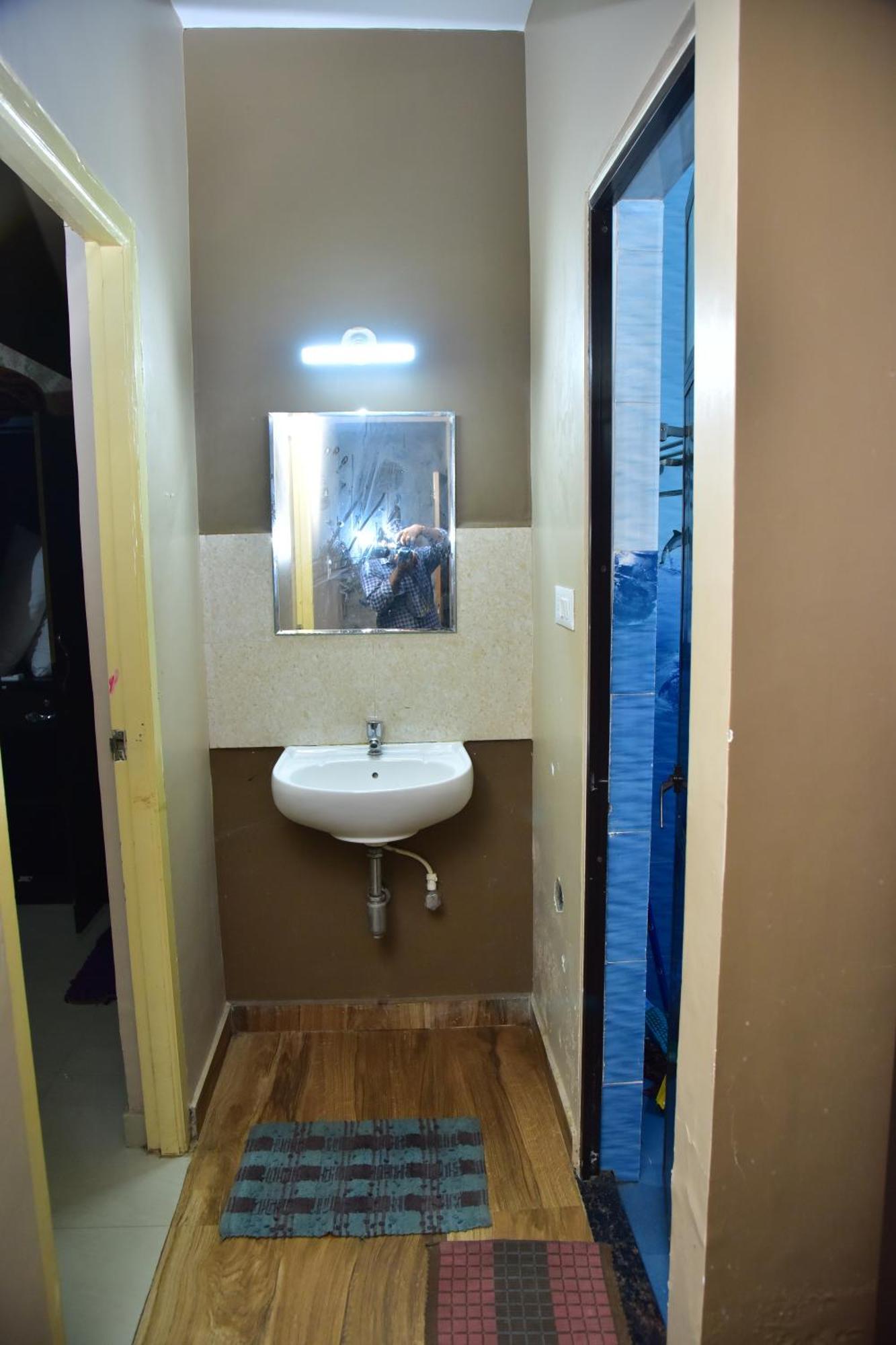 Fieldstone Lovely 2 Bhk Ac Apartment Talaulim Phòng bức ảnh
