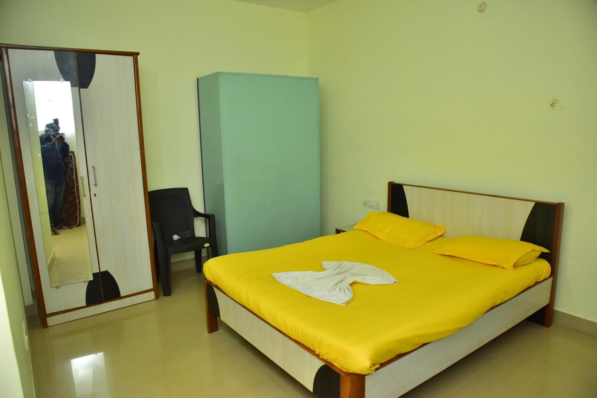 Fieldstone Lovely 2 Bhk Ac Apartment Talaulim Phòng bức ảnh